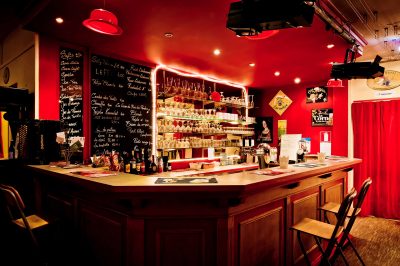 Bar